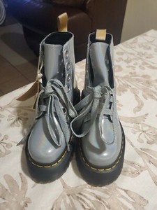 platform boots size 5
