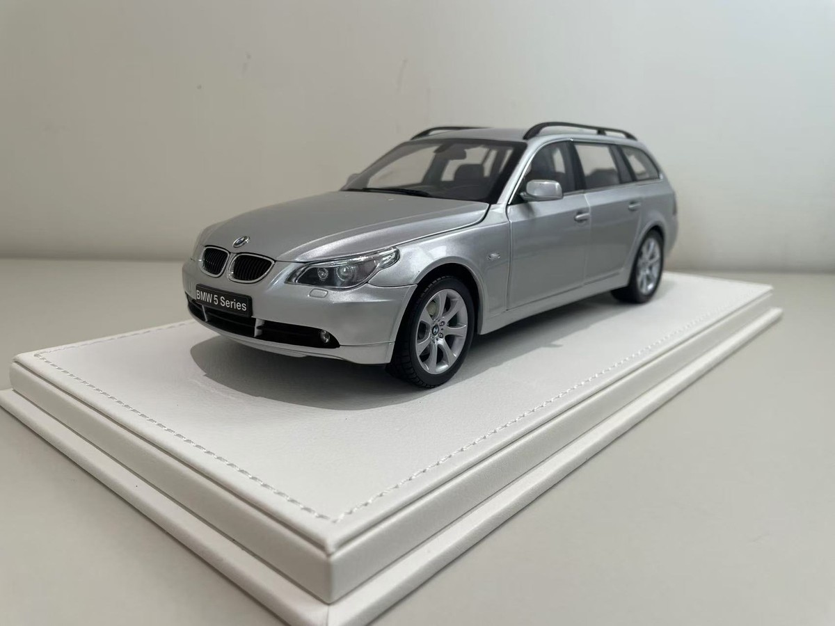 BMW 545i touring E61 silver ミニカー 京商 1/18 BMW E61 545i