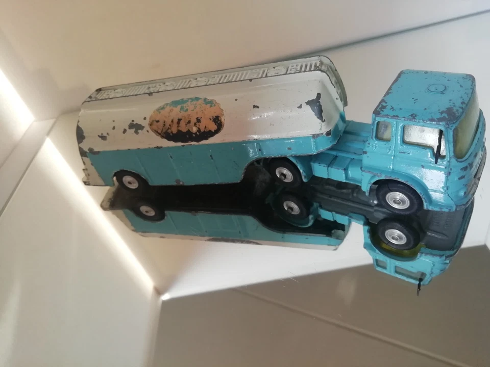 Cisterna latte unità trattore Corgi Major Toys Bedford - Immagine 4 di 4