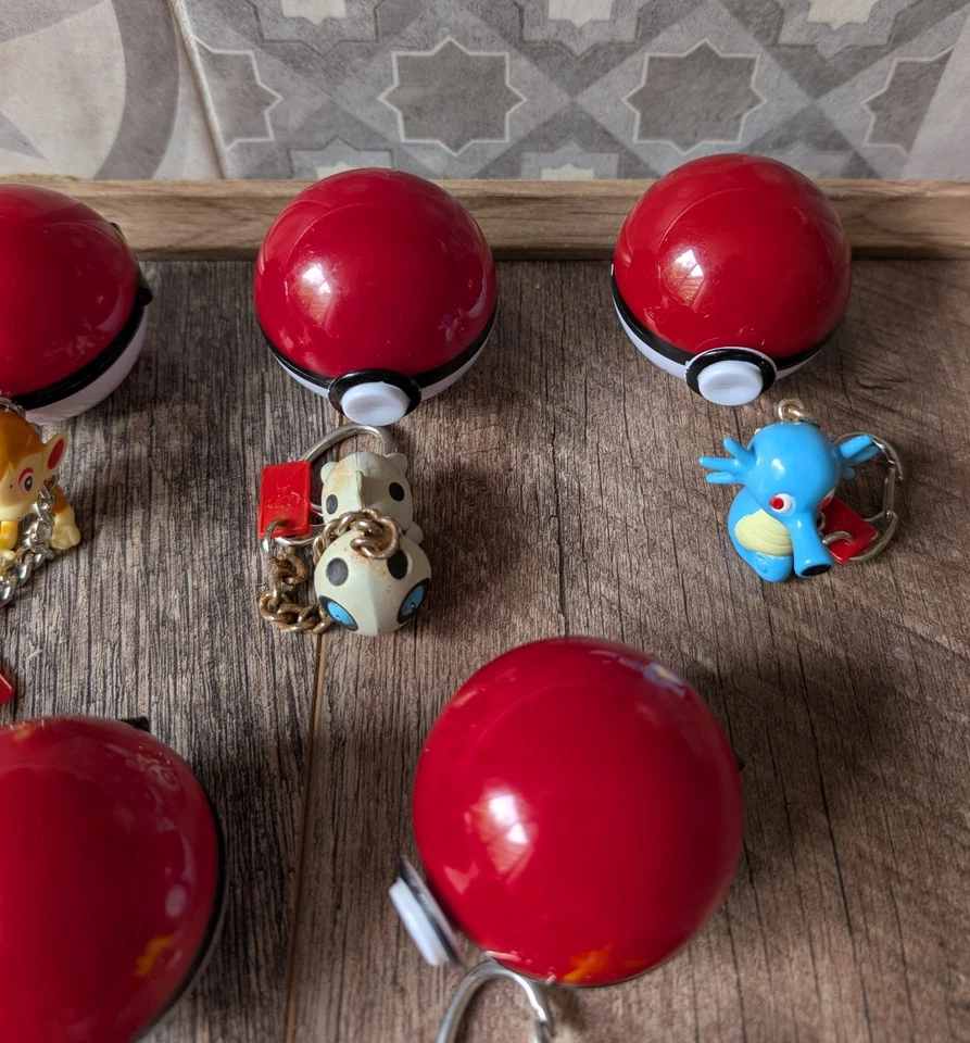 Pokemon Vintage Key Chains Pokeball 2004 x 10 - Image 4 of 4