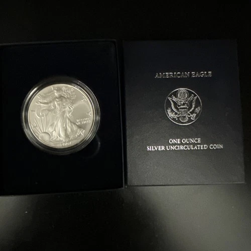 2007-W 1 oz Uncirculated Silver American Eagle (w/Box & CoA)  1