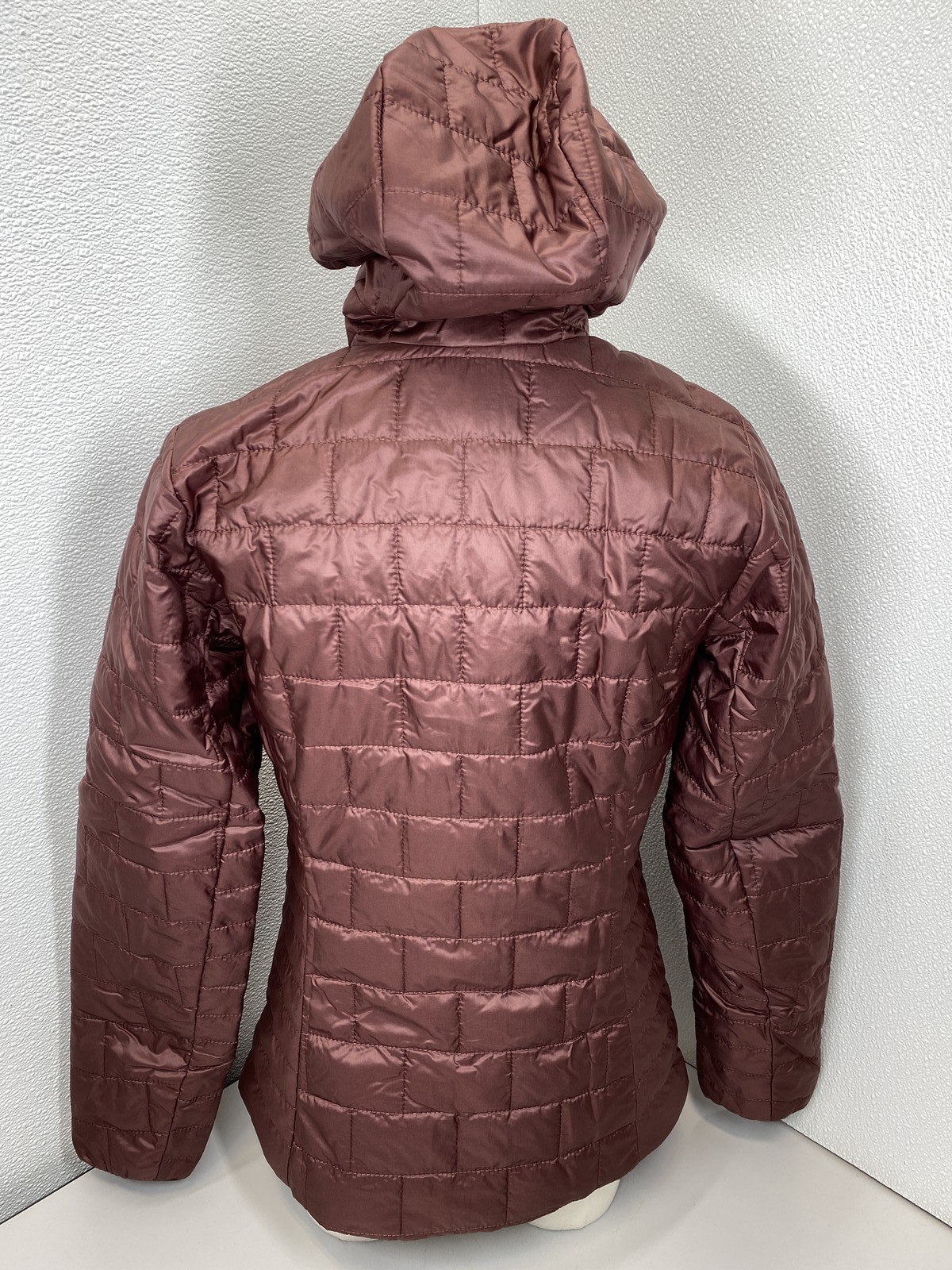 Patagonia Womens Nano Puff Jacket Maroon Size XS Hoody Hooded Packable Coat thumbnail 3