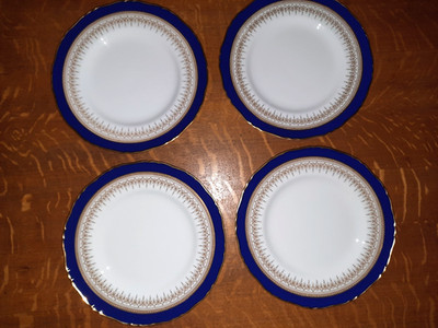 Set of 4 Royal Worcester Regency Blue 9-1/4'' Luncheon Plates
