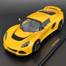 Autoart 1/18 Lotus Exige S Diecast Model Yellow with Base & Box