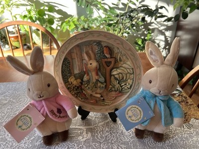 Beatrix Potter TALE OF PETER RABBIT Plaque 1993 3D and Peter & Flopsy Bunnies