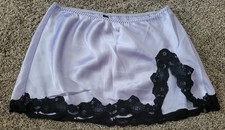 Fredericks of Hollywood mini skirt slip satin lace pur/blk  large