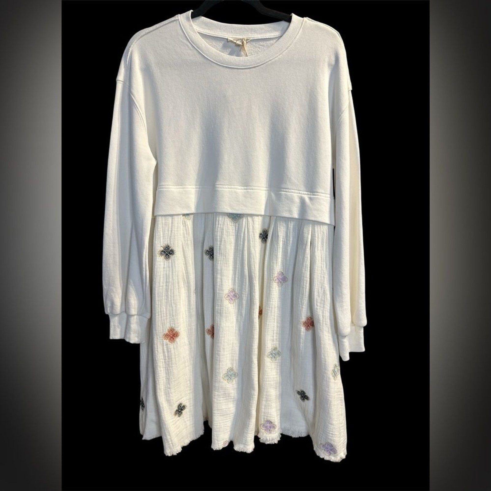 Mystree Twofer Dress with Embroidered Accents. Size Small. 19”-22” PTP. NWT
