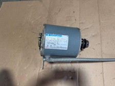 MOTOR M412519 para secadora de gas Unimac 75Lb 230/460V 1/3HP 60Hc 3Ph [Usado]