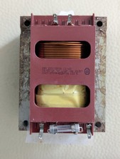Transformateur double sortie 230V / 28V - 22V  Puissance : 180 VA