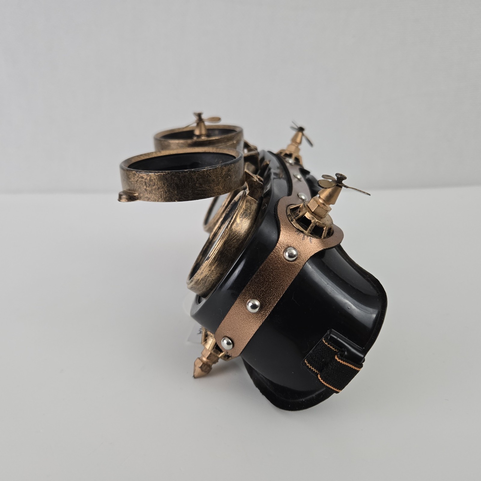 KBW Steampunk Flip up Goggles Costume Cosplay Clear Lens, Gold Black