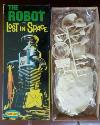 ロボット POLAR LIGHTS LOST IN SPACE B-9 Polar Lights Lost In Space The Robot B9 Model Kit #5030 NIOB Bags