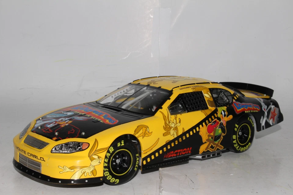 Chevrolet Monte Carlo 2003 auto programa acción RCCA ELITE LOONEY TUNES, 1 DE 408 Foto 3 de 4