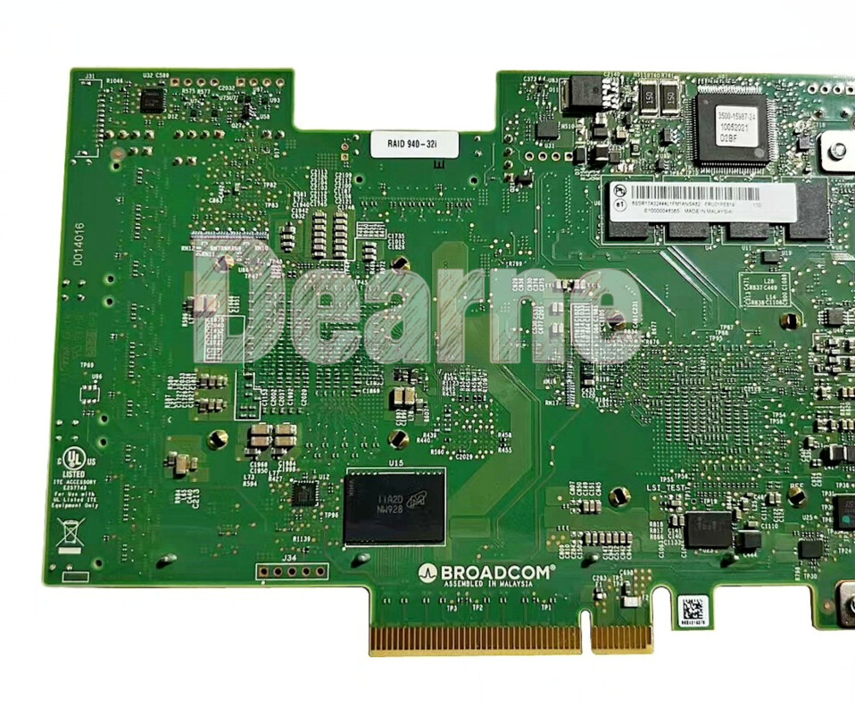 LENOVO 0PE819 4Y37A09733 TS RAID 940-32i 8GB Flash PCIe 12Gb