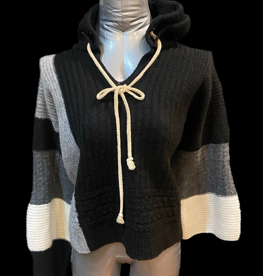 Pol Hooded Sweater Color Block, Oversized Fit, Size Large - Image 2 of 4