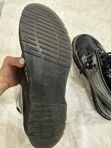 Dr Martens Faux-Croc Black Embossed Leather Boots Women’s Size 8 Black - Picture 8 of 9