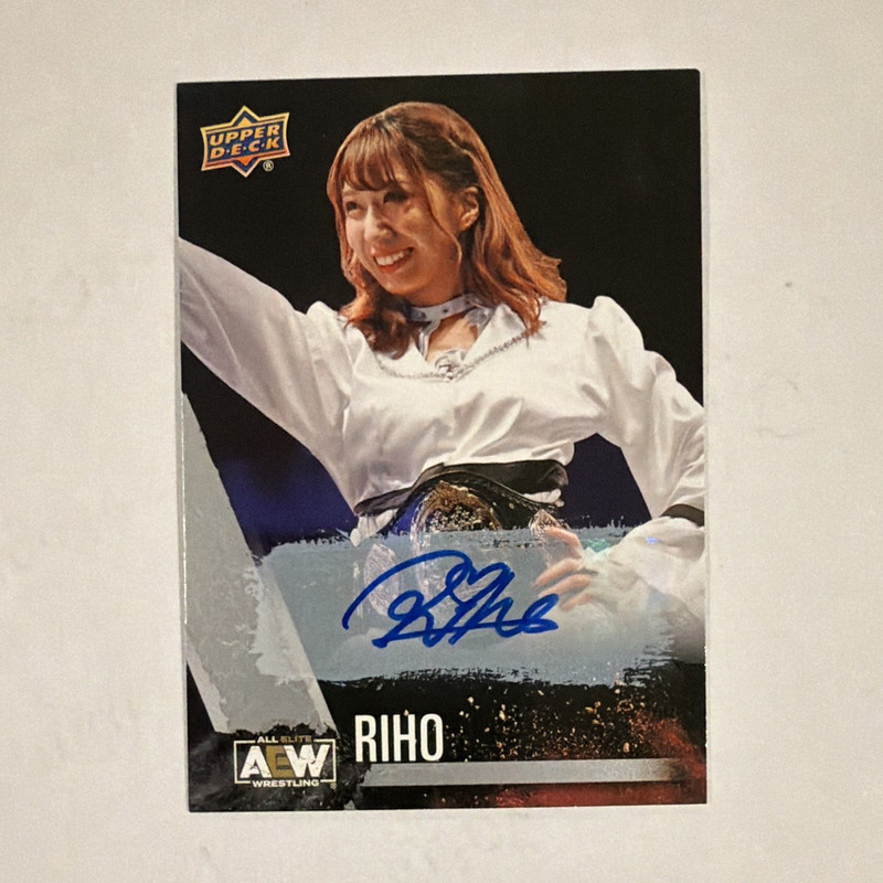 Upper Deck 2021 AEW All Elite Wrestling Riho #25 1st Edition Autograph