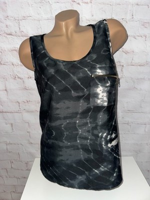Okay Top mit Brusttasche & Reissverschluss schwarz grau gemustert Grösse 36