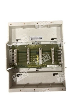 Rexroth Bosch RMB02.2-04 4 Slot Mounting Assembly Base Plate Module R911278846