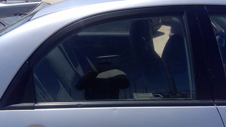 2004-2009 起亚 Spectra 乘客右后窗门玻璃 Oem 后背 — 第 3/4 张图片