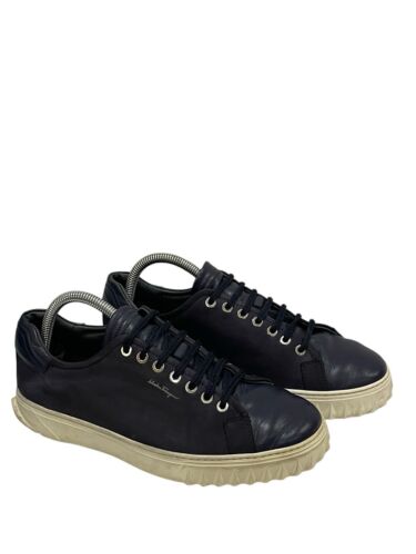 Zapatillas bajas Salvatore Ferragamo Cube Italia para hombre de cuero azul marino 7,5 M - Imagen 2 de 14