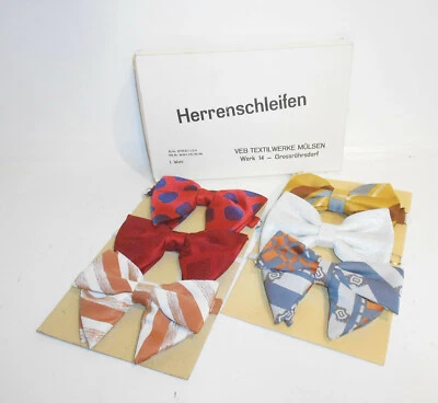 Schachtel Herren Schleifen Fliegen VEB Textilwerke Mülsen Vintage Retro Look ! - Bild 1 von 3
