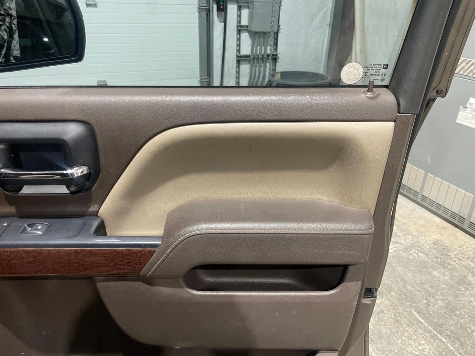 2014 - 2015 GMC Sierra 1500 Passenger RH Cocoa/Dune-H2T Front Door Trim Panel Foto 3 de 4
