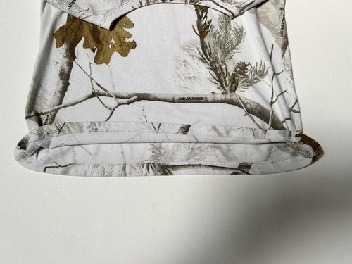 Used Ladies REALTREE APS White Snow Camo Long Sleeve T-Shirt Womens Med (8-10) - Picture 4 of 6