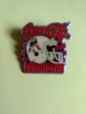 New England Patriots NFL Coca-Cola Helmet  Lapel Pin