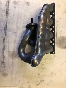 Audi A4 8E 8EC A6 4B 2,0L FSI ALT 130PS Abgaskrümmer Auspuff Krümmer 06D253031C