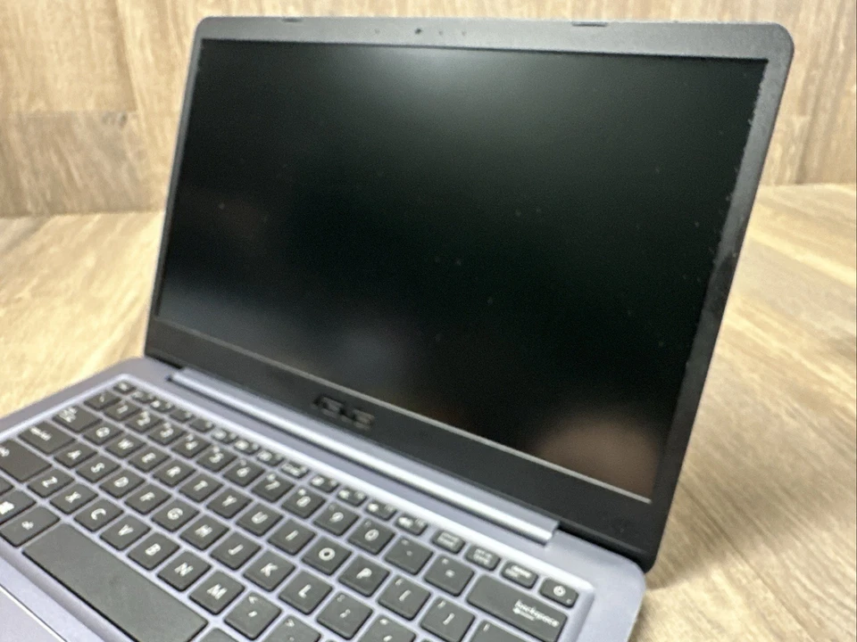 Portátil ASUS VivoBook L406M 14" Intel Celeron 4GB RAM 64GB SSD *LEER* Foto 4 de 4