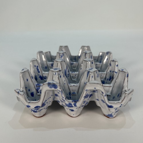 Terracotta Egg Tray Holder Tray Rack - 12 Eggs Blue And White Glaze - Picture 7 of 9
