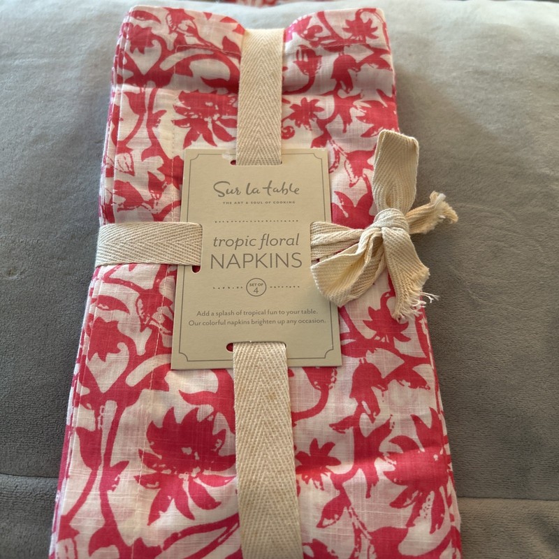 Sur La Table 100% Cotton 20 x 20" tropic floral NAPKINS Set of 4 Fuchsia! NEW