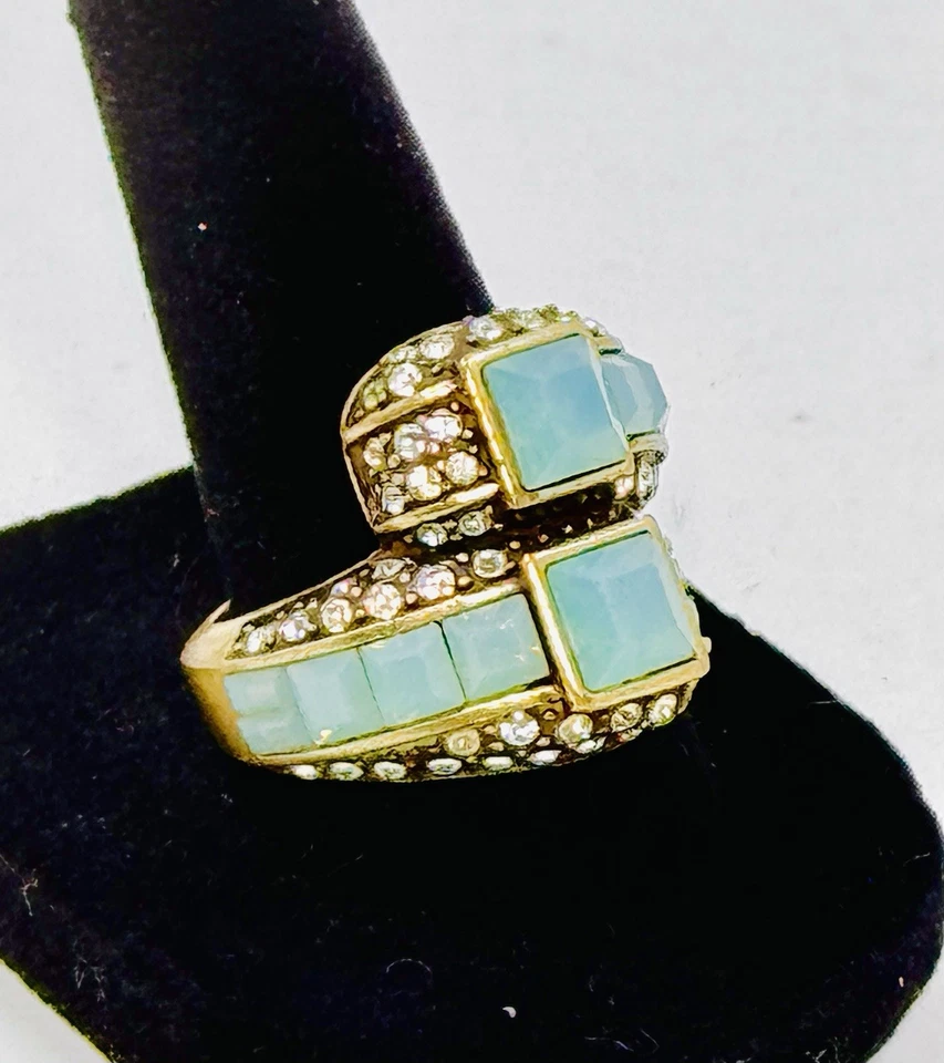 Heidi Daus Infinite Magic Swarovski Crystal Bypass Ring Size 8 Excellent Cond - Image 2 of 4