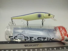 1-Bill Lewis Scope Stick Jerk Crank Bait 1/2 Oz Suspend 7-10 Ft Table Rockshad