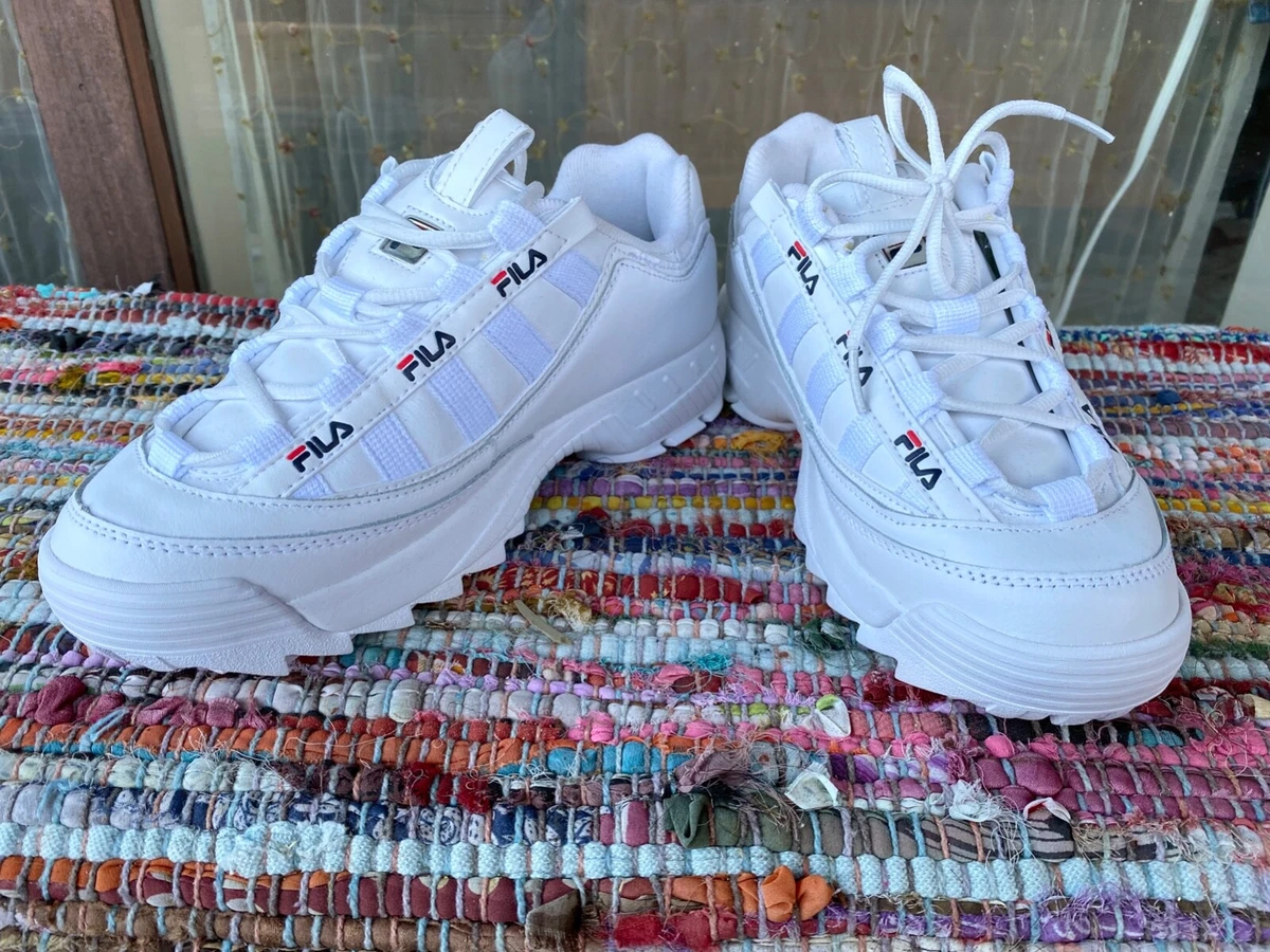 Buy fila sales white sneakers