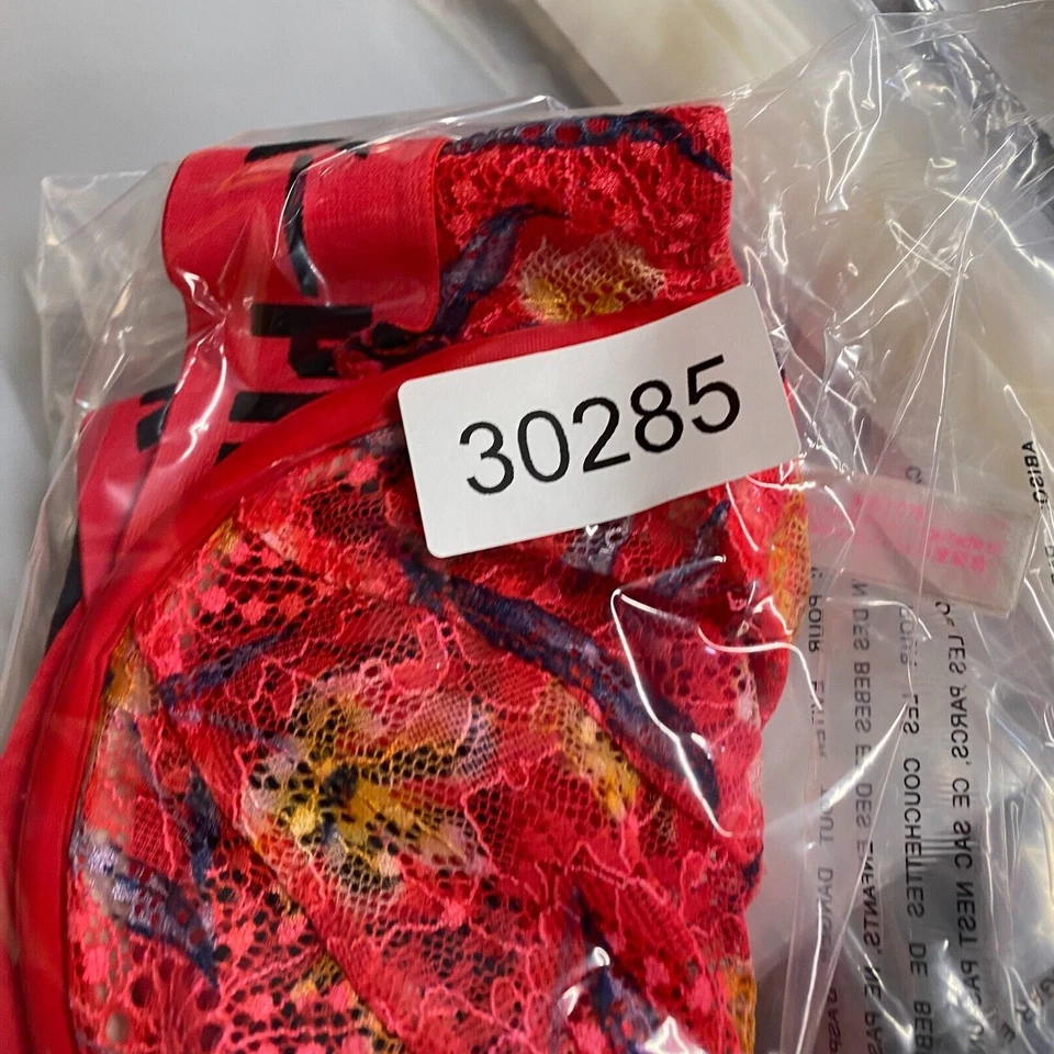 Sujetador Bralette Victoria's Secret Mujer 34C Rojo Floral Encaje Con Aros Opaco Foto 4 de 4