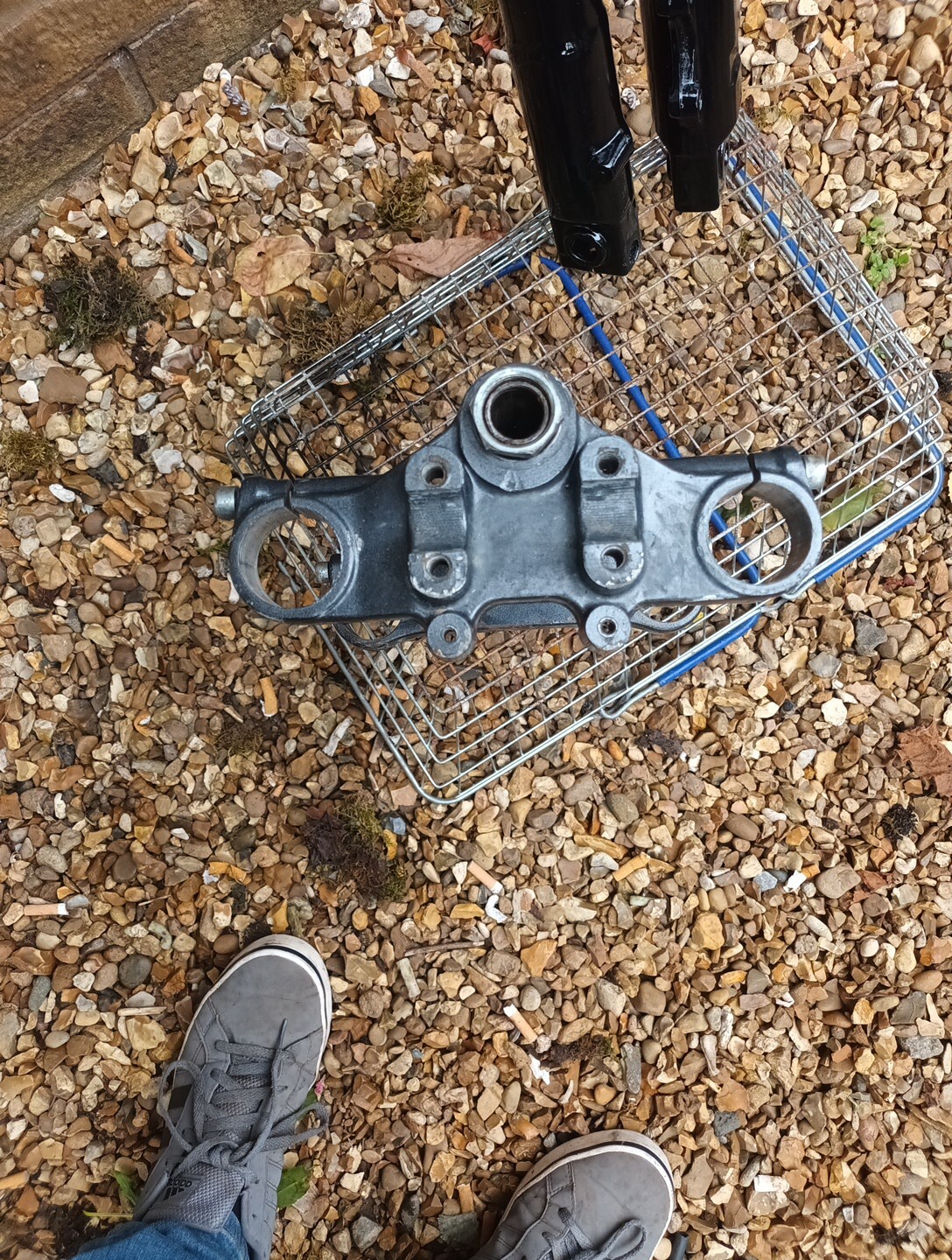 Picture 2 of 3