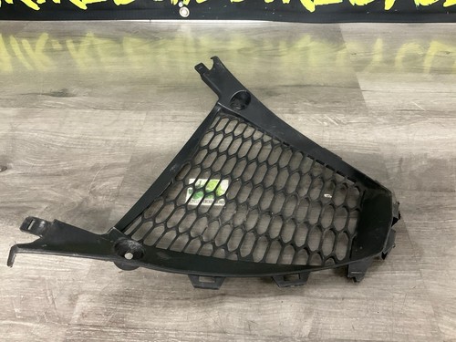 2007 2008 SUZUKI GSXR1000 GSX-R 1000 V-PIECE VENT FAIRING F43 - Picture 6 of 7