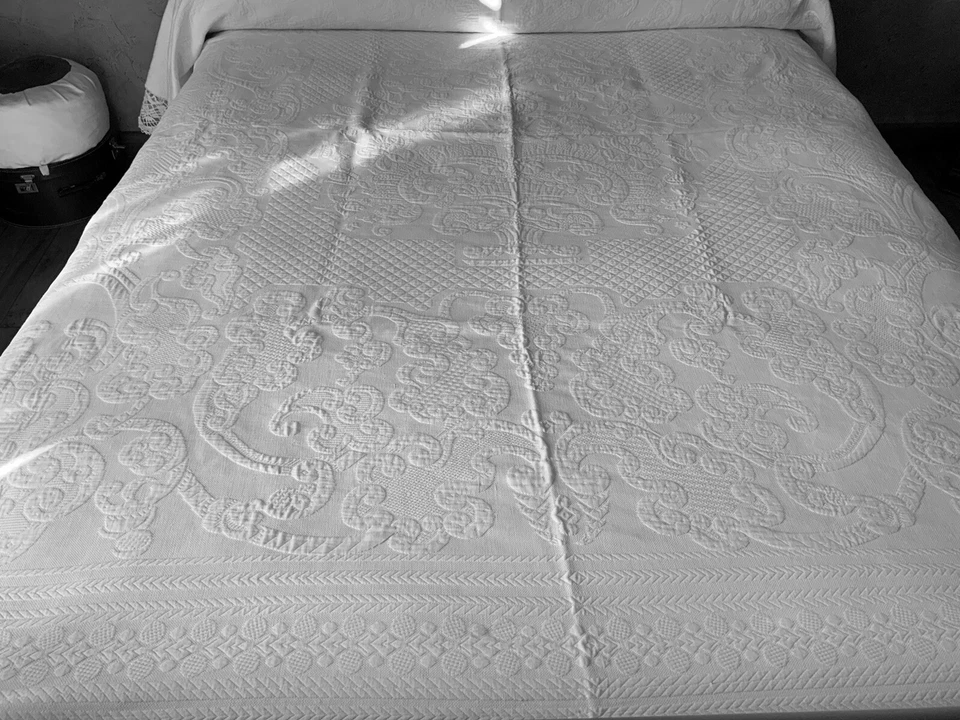 LINGE ANCIEN Couvre Lit  De Mariage Et Dentelle Ancienne   Blanc 1800/1900 - Photo 3/4