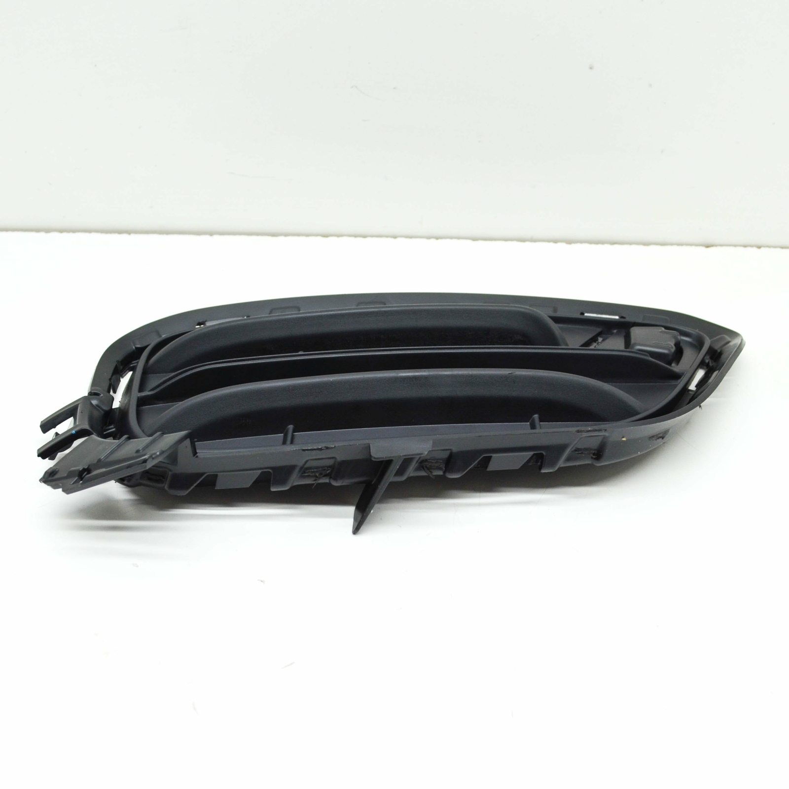 New Genuine BMW X3 F25 Front Bumper Right XLine Grille 7347946 OEM  