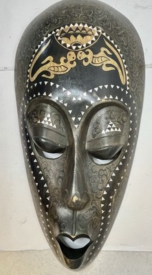 Vintage Indonesian Hand Carved Tribal Wood Mask Mother Of Pearl Inlaid 19 in