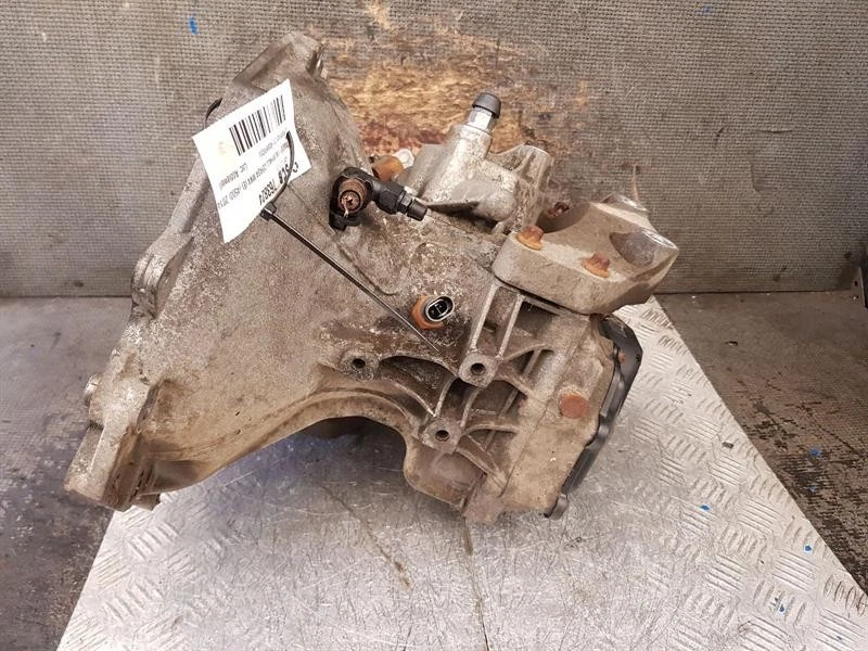 14-20 MK4 E VAUXHALL CORSA GEARBOX F17 1.2 PETROL 5 SPEED MANUAL B12XER 55K MILE - Image 4 of 4