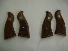 Vintage OEM SMITH & WESSON K FRAME SQUARE BUTT MAGNA GRIPS w/ SCREW