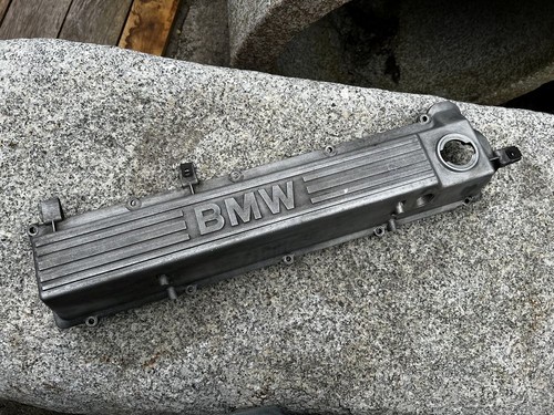 Ventildeckel / Zylinderkopfhaube für BMW E34 525tds E36 325tds M51 9069261