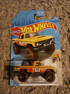 Hot Wheels '90 Dodge Power Wagon - Baja Blazers 2/10