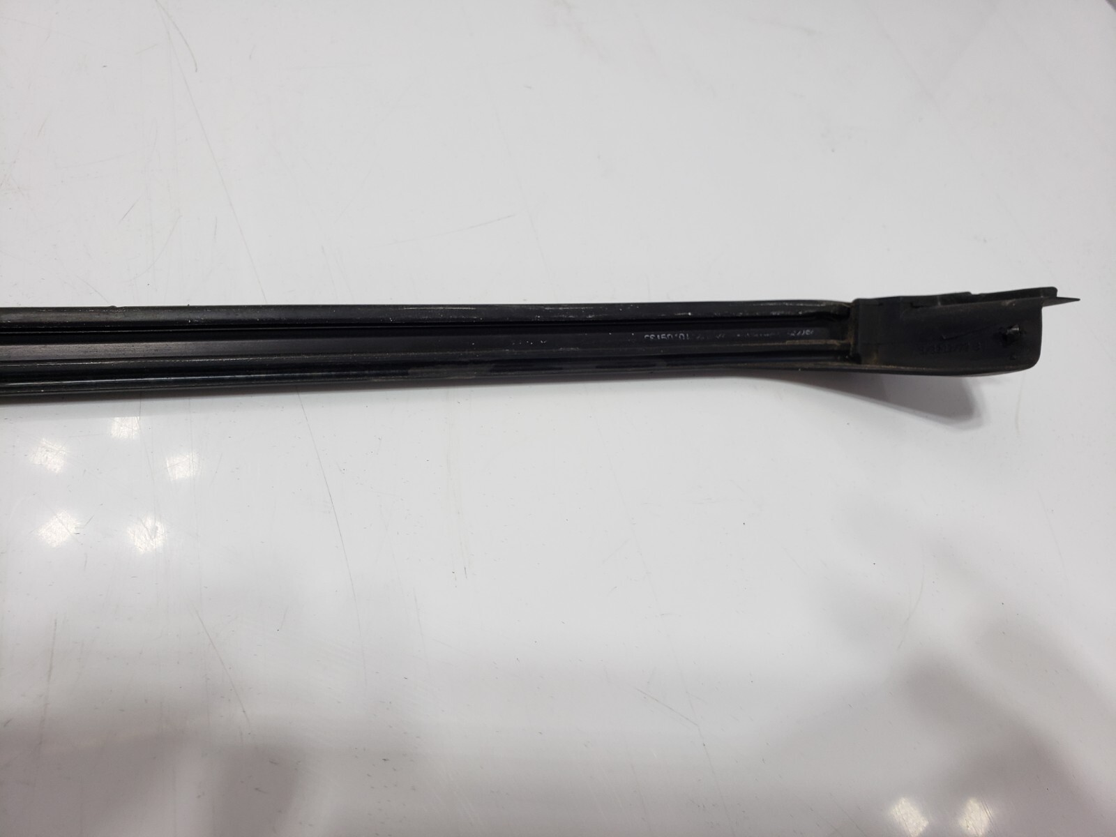 ✅ 10-14 OEM Rolls Royce Ghost RR4 Rear Left Driver Side Door Window Upper Seal