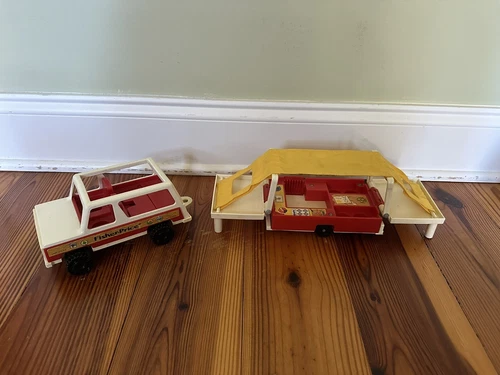 Vintage Fisher Price Truck & Pop Up Camper 1979 - Free Shipping