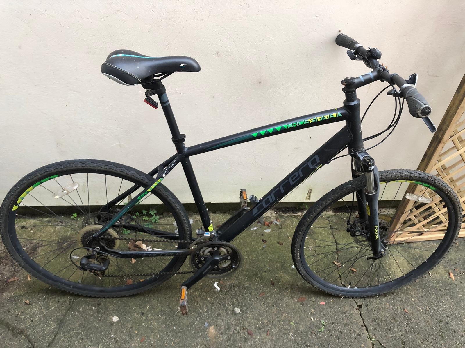 how to pump up carrera crossfire 2 bike tyres