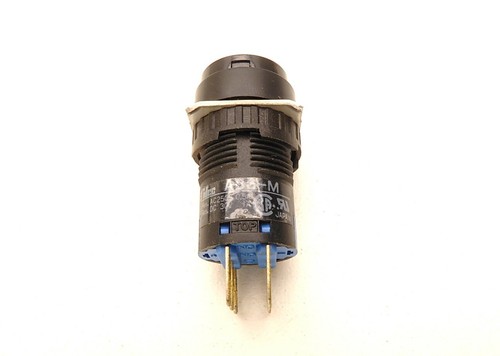 IDEC AB6-M Pushbutton Switch NEW NO BOX - Picture 2 of 4