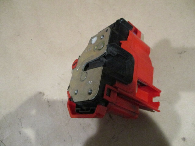 Ferrari 458 Challenge  RH Door Lock  P/N 83498200